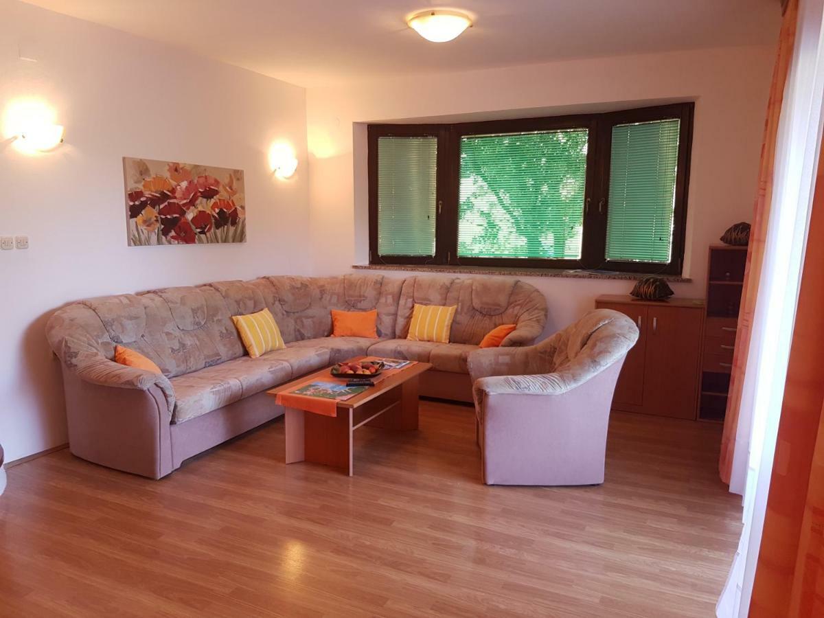 Apartment 자톤 외부 사진
